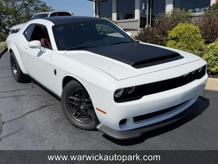 2023 Dodge Challenger SRT