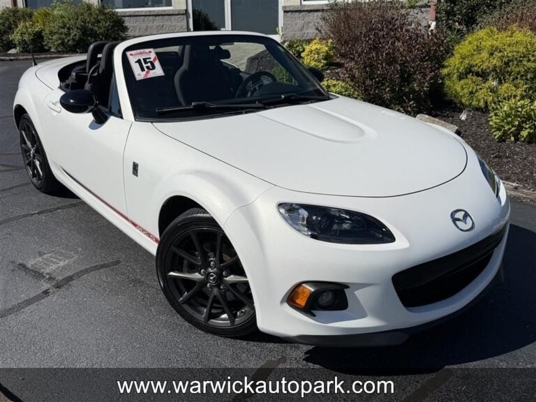 2015 Mazda MX-5 Miata Club Hard Top